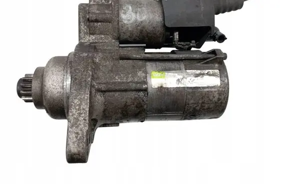 Volkswagen Touran I Starter motor 02Z011023H