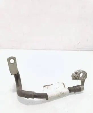 Volkswagen Touran I Negative earth cable (battery)