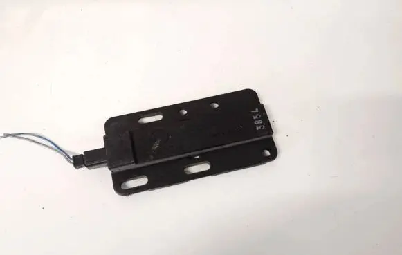 BMW 5 E60 E61 Antenna control unit 6922211 5wk49132