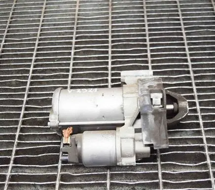 BMW 2 F22 F23 Starter motor 0001172201 8570849
