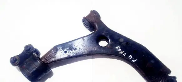 Volvo C30 Front lower control arm/wishbone