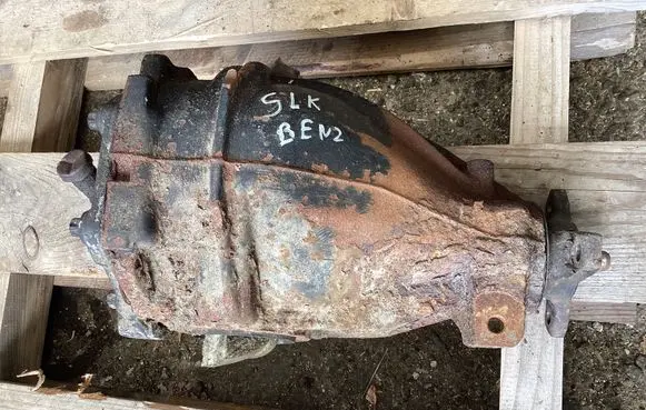 Mercedes-Benz SLK R170 Rear differential