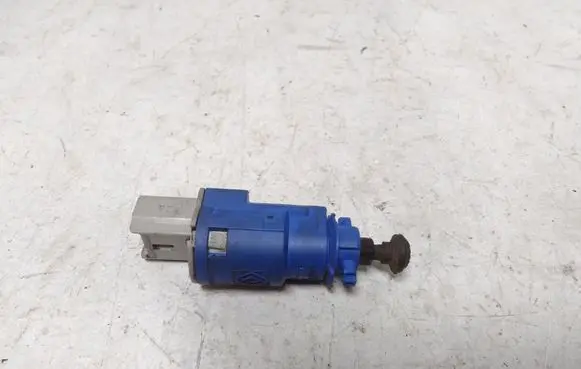 Clutch pedal sensor