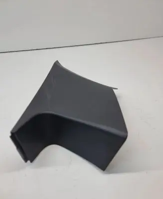 (D)pillar trim (top)