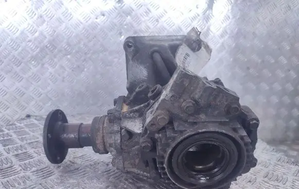 Nissan Bluebird Sylphy II Gearbox transfer box case 