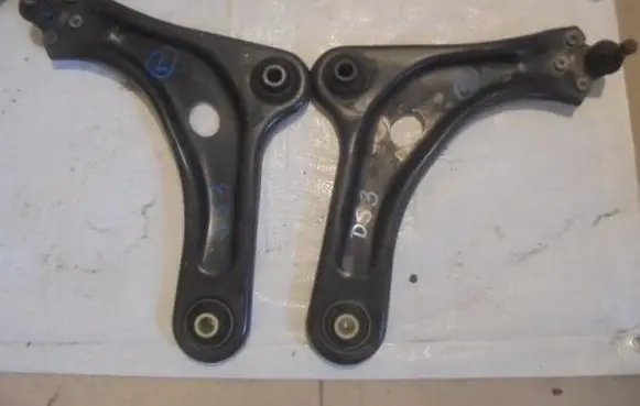 Citroen DS3 Front control arm