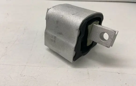 Mercedes-Benz S W140 Gearbox mount 0140241100HD A1402401118 1402401118