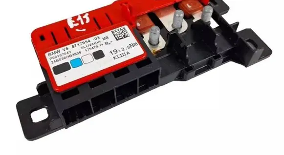 BMW i4 Current control relay 8717954