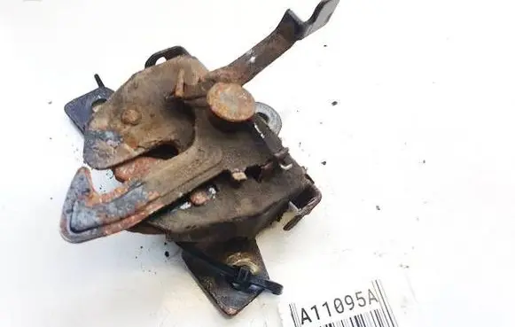Hyundai Santa Fe Engine bonnet/hood lock/catch 