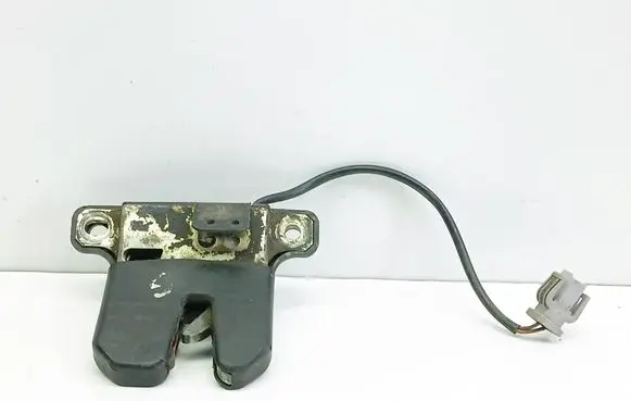 Audi 80 90 S2 B4 Tailgate/trunk/boot lock/catch/latch 