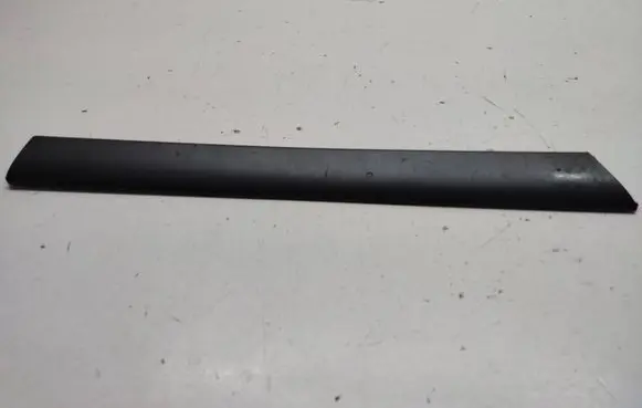 BMW 3 E46 Dashboard glove box trim 8213994