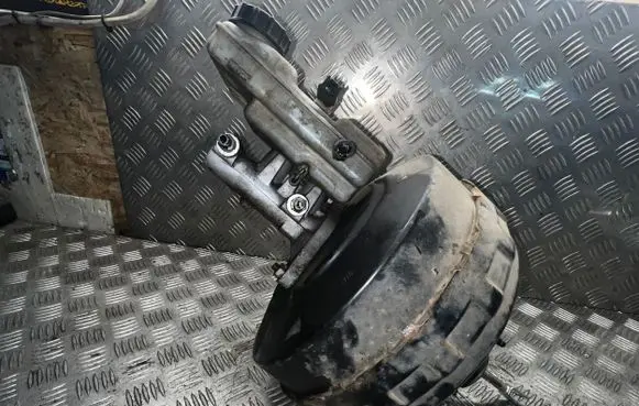 Renault Master III Brake booster 472100453R 11405102528 03786952014