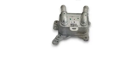 Mercedes-Benz GLA H247 Engine oil radiator A2820700079 52146 12820700079