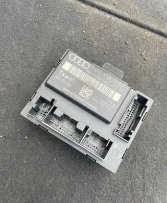 Audi A6 S6 C6 4F Door control unit/module 4F0959793B 4F0910793B 033TFK000
