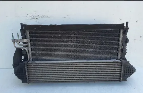 Ford Focus Radiator set 