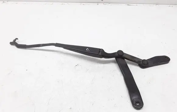 Mercedes-Benz C W204 Front wiper blade arm