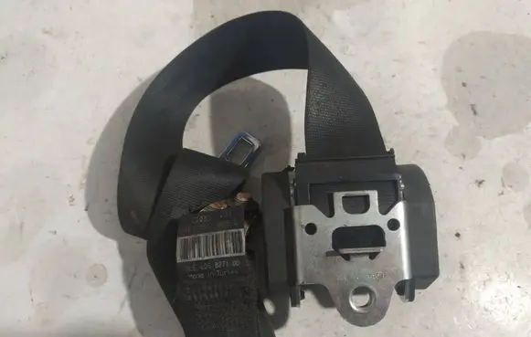 Audi A6 S6 C6 4F Rear seatbelt 4F0857805E 605827100