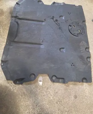 BMW X3 G45 Engine splash shield/under tray 5A33EC2