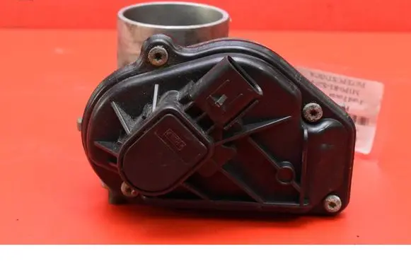 Ford Focus C-MAX Throttle body valve 2S6UEB