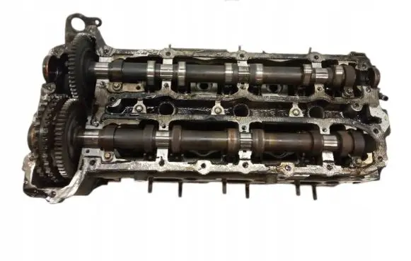 Mercedes-Benz E W211 Engine head A6420100721