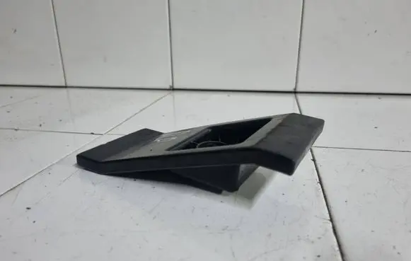 Jaguar XJ X300 Front bumper mounting bracket HNA6453AB