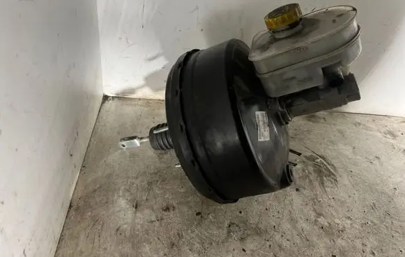 Iveco Daily 6th gen Brake booster 504269883