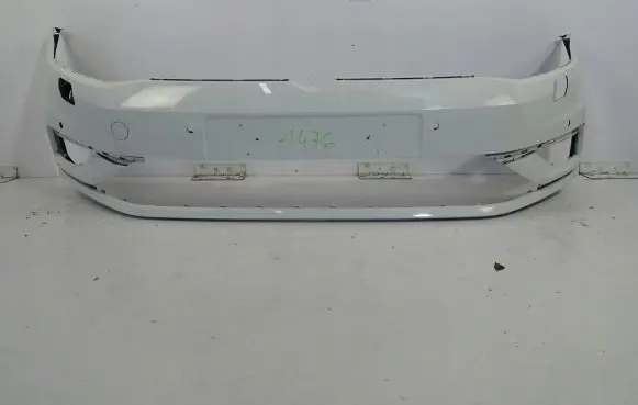 Volkswagen Golf VII Front bumper