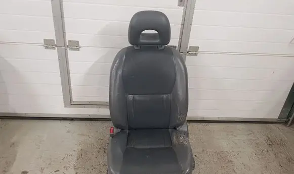 Toyota RAV 4 (XA20) Front driver seat 