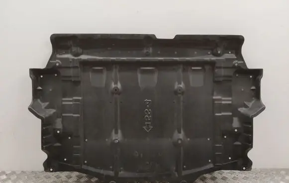Nissan Leaf II (ZE1) Center/middle under tray cover 748N35SK0A