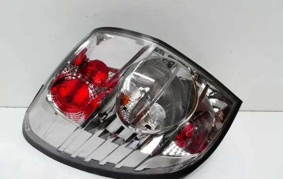Chevrolet Captiva Rear/tail lights TJSKYDFJAH