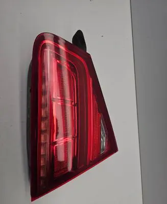 Tailgate rear/tail lights