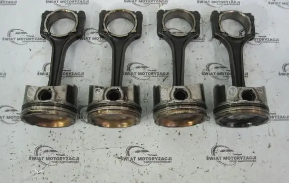 Alfa Romeo Giulietta Piston with connecting rod 