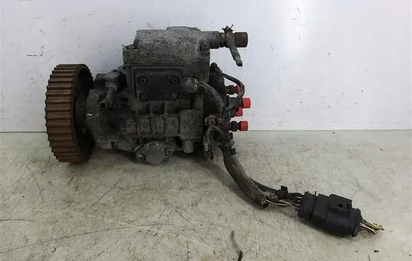 Seat Inca (6k) Fuel injection high pressure pump 028130082A