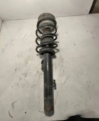 BMW 3 E92 E93 Front shock absorber with coil spring 6782330 E92V003B