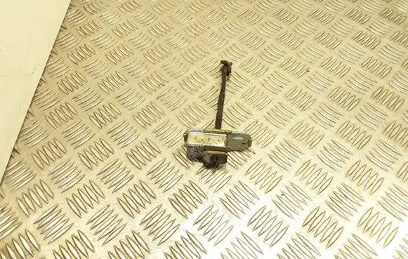 Front door check strap stopper
