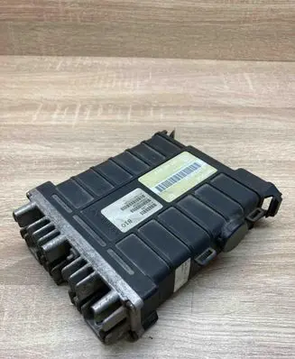 Volkswagen PASSAT B3 Engine control unit/module ECU 443907311B 0261200261 Used
