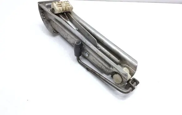 Mercedes-Benz E W211 Lift Jack A2115830115