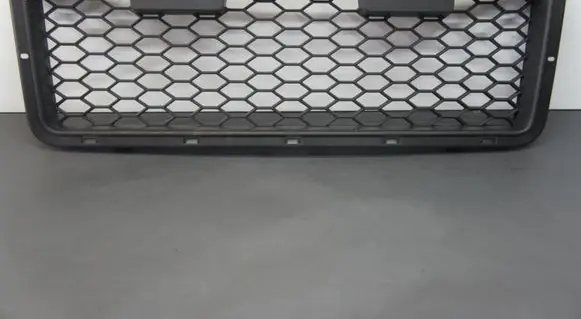 Fiat Punto (188) Front bumper lower grill 735320943