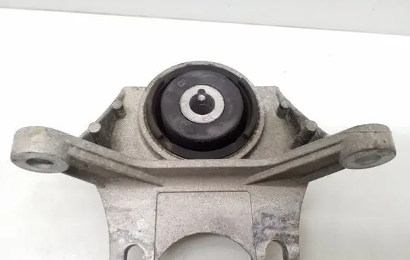 Lancia Delta Gearbox mount
