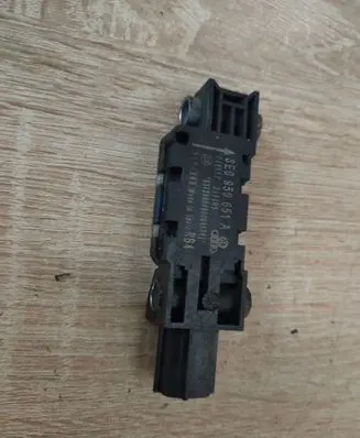 Audi A4 S4 B7 8E 8H Airbag deployment crash/impact sensor 8E0959651A