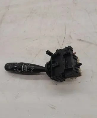 Toyota Corolla Verso E121 Wiper control stalk 173647