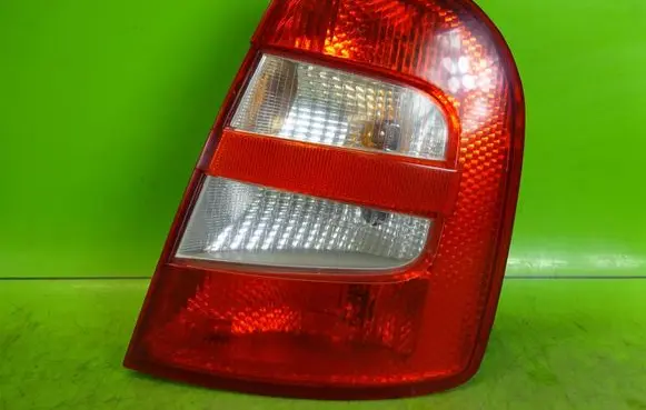 Skoda Fabia Mk1 (6Y) Rear/tail lights
