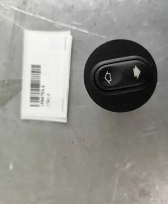 Volvo S60 Electric window control switch 15B679AA