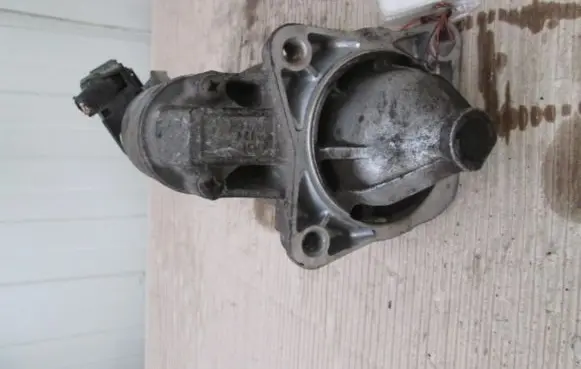 Mazda 323 F Starter motor
