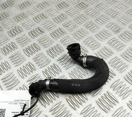 BMW X5 G05 Engine coolant pipe/hose 8596394