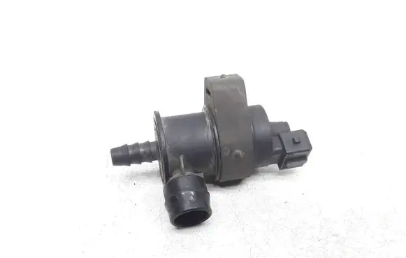 Volvo XC90 Vacuum valve 31104896