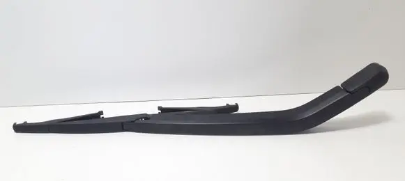Rear wiper blade arm