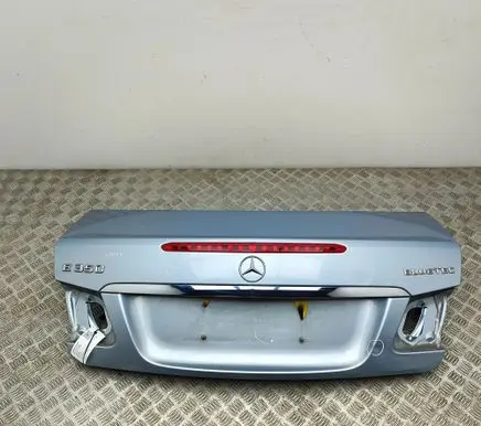 Mercedes-Benz E C207 W207 Tailgate/trunk/boot lid A2077500175
