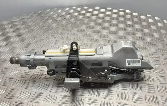 Mercedes-Benz E W211 Steering wheel axle A2114604116