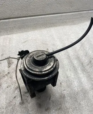 BMW 3 E90 E91 EGR valve 7791480